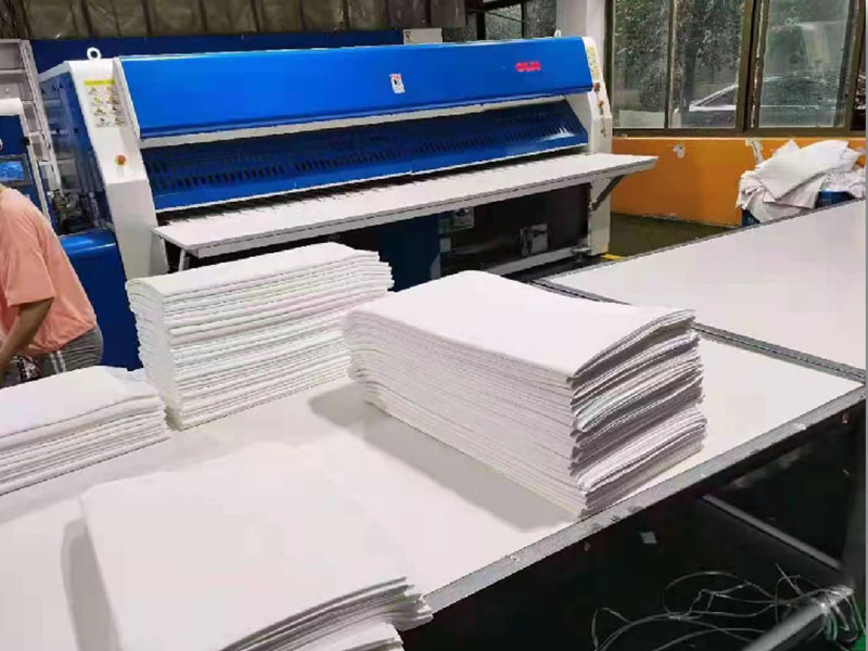 凤冈高速熨烫机-01